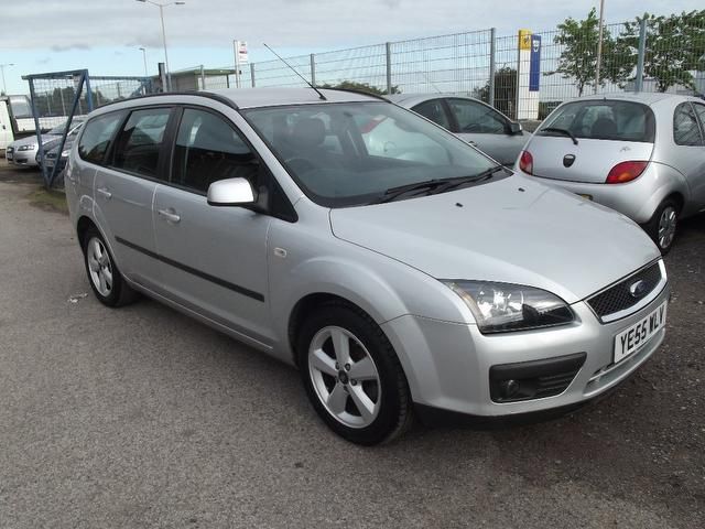 2005 Ford Focus 1.6 Zetec Climate 5dr image 3