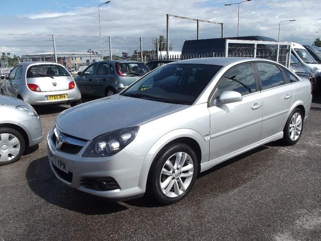 2007 Vauxhall Vectra 1.8 i VVT SRi 5dr image 1