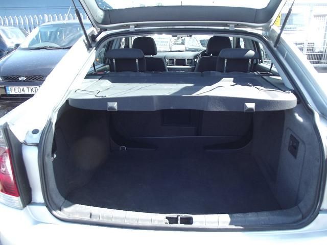 2007 Vauxhall Vectra 1.8 i VVT SRi 5dr image 8