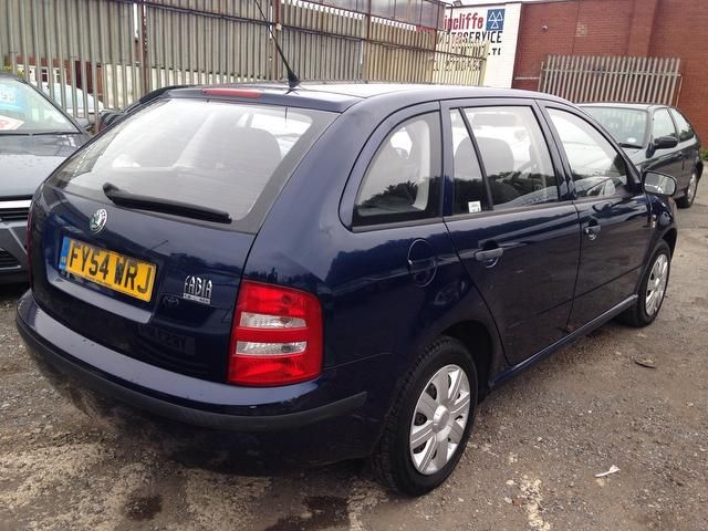 2004 Skoda Fabia 1.9 SDI Classic 5dr image 4