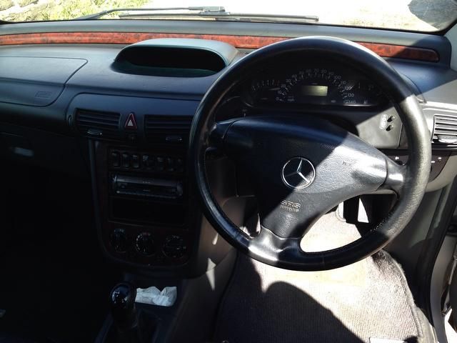 2005 Mercedes-Benz Vaneo 1.6 Ambiente 5dr image 6
