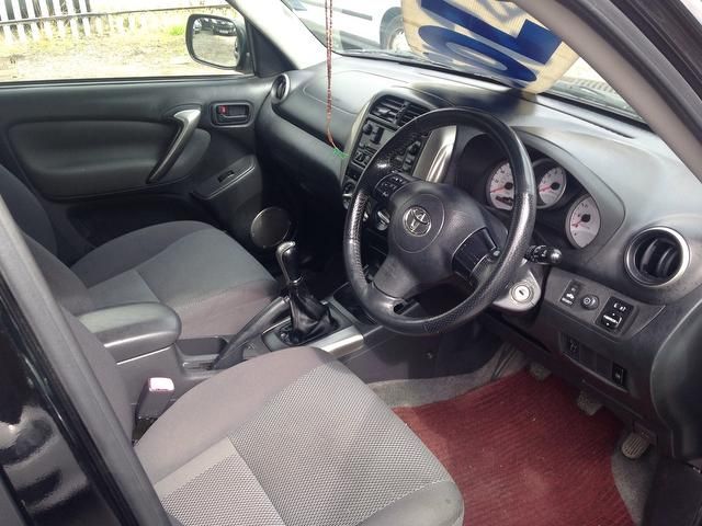 2004 Toyota RAV4 2.0 VVT-i XT3 5dr image 5