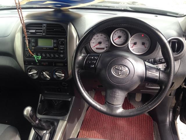 2004 Toyota RAV4 2.0 VVT-i XT3 5dr image 6