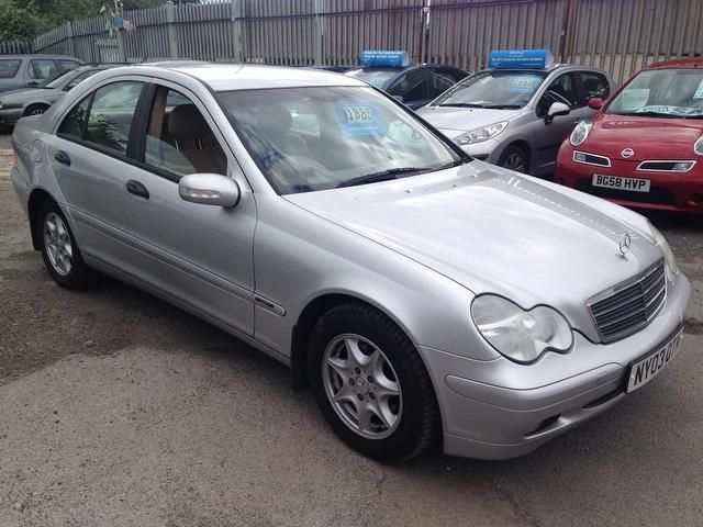 2003 Mercedes-Benz C Class 1.8 C180 Kompressor Classic SE 4dr image 1