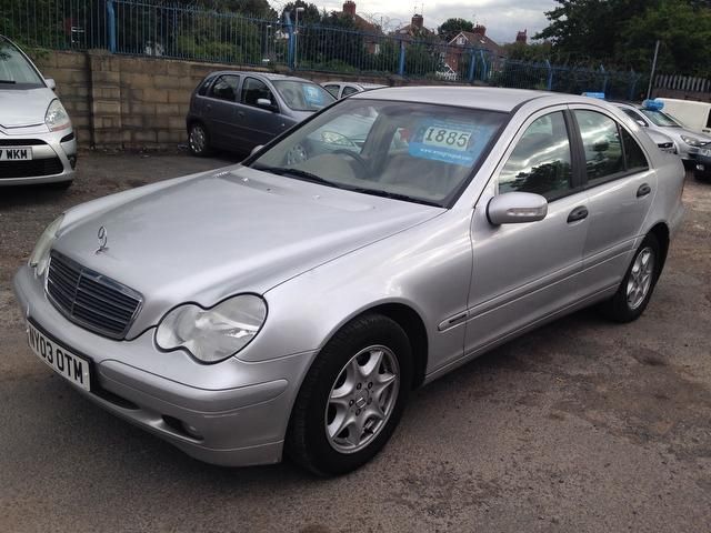 2003 Mercedes-Benz C Class 1.8 C180 Kompressor Classic SE 4dr image 3