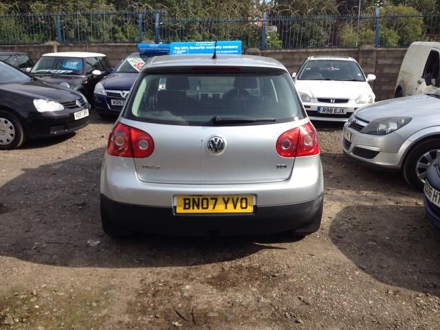 2007 Volkswagen Golf 1.9 TDI Match 5dr image 2