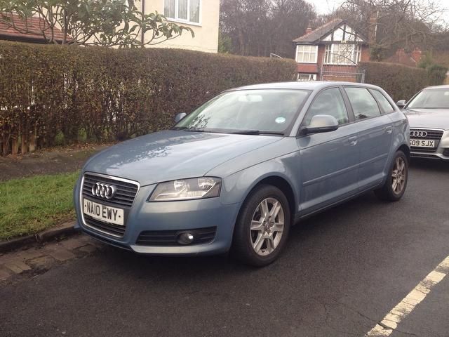 2010 Audi A3 1.6 TDI SE Sportback 5dr image 1