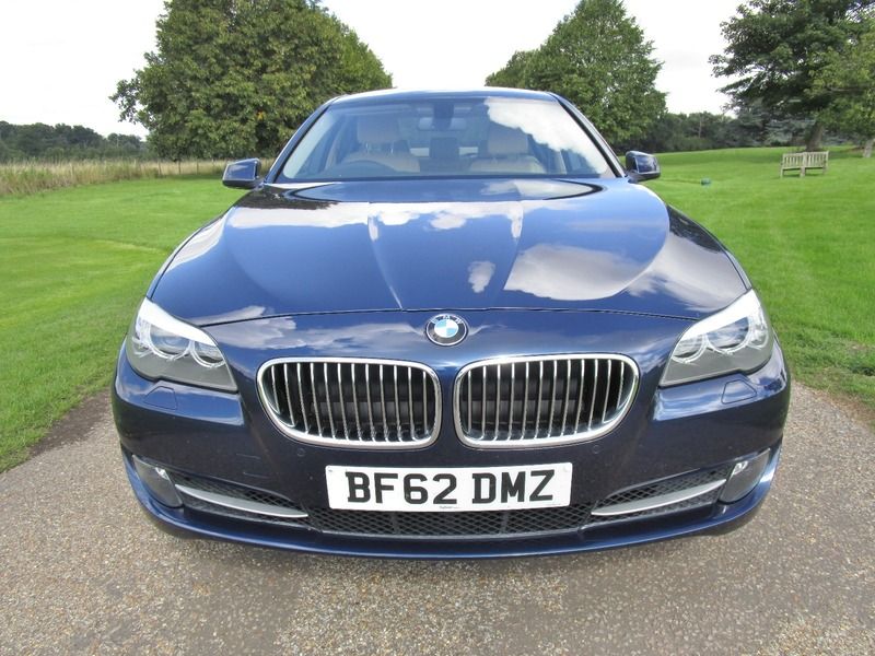2012 BMW 5 SERIES 520d SE image 2
