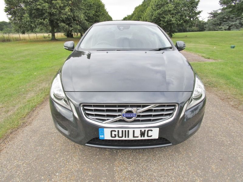 2011 Volvo S60 T4 SE image 2