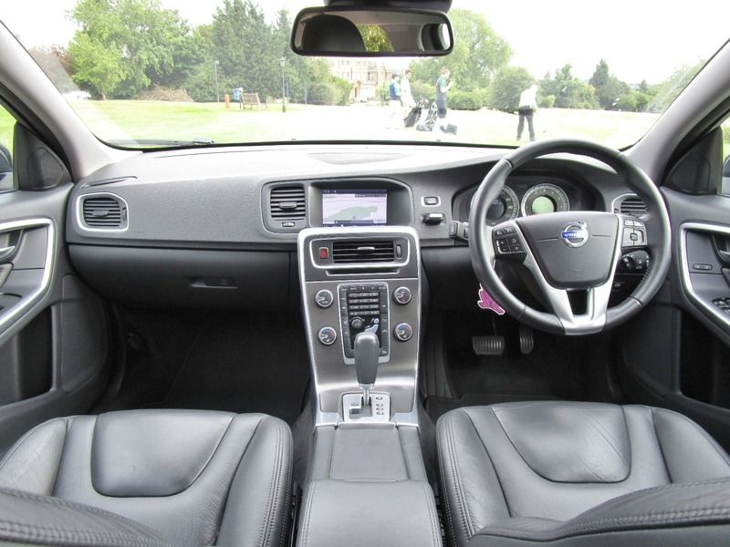 2011 Volvo S60 T4 SE image 5