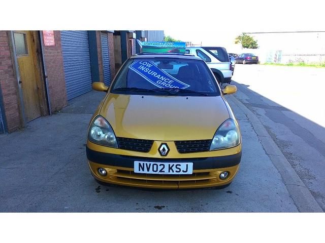 2002 Renault Clio 1.2 16v Dynamique 3dr image 3
