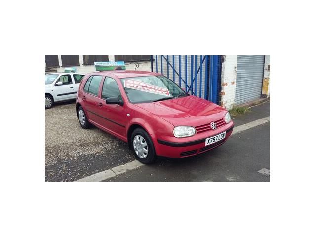 2001 Volkswagen Golf 1.6 SE 5dr image 2
