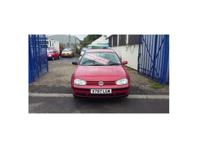 2001 Volkswagen Golf 1.6 SE 5dr image 3
