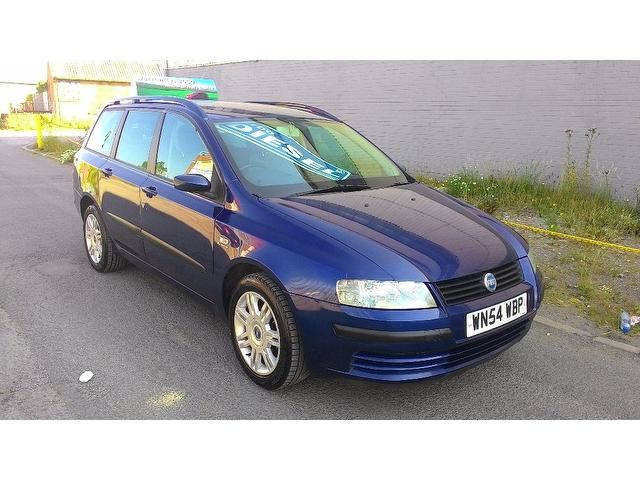 2004 Fiat Stilo 1.9 JTD Dynamic 5dr image 1