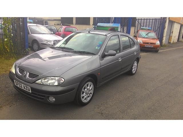 2002 Renault Megane 1.4 16v Fidji 5dr image 1