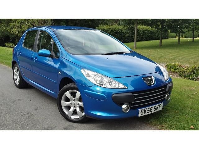 2006 Peugeot 307 1.6 16v S 5dr image 1