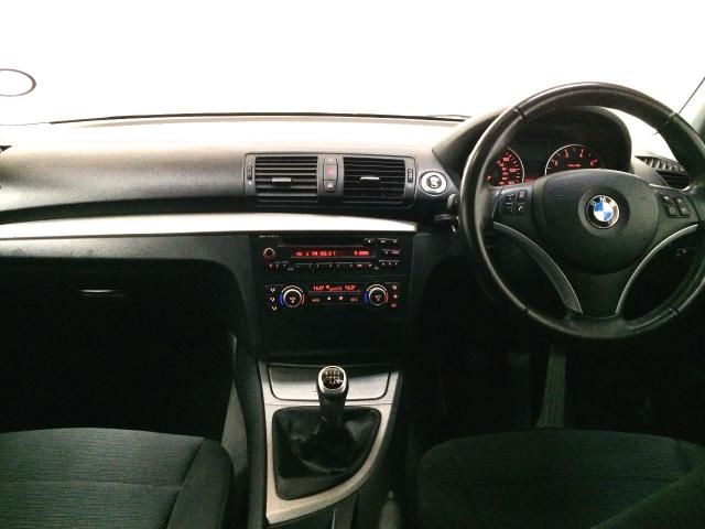 2007 BMW 1 SERIES 1.6 116I SE 5d 114 BHP image 5