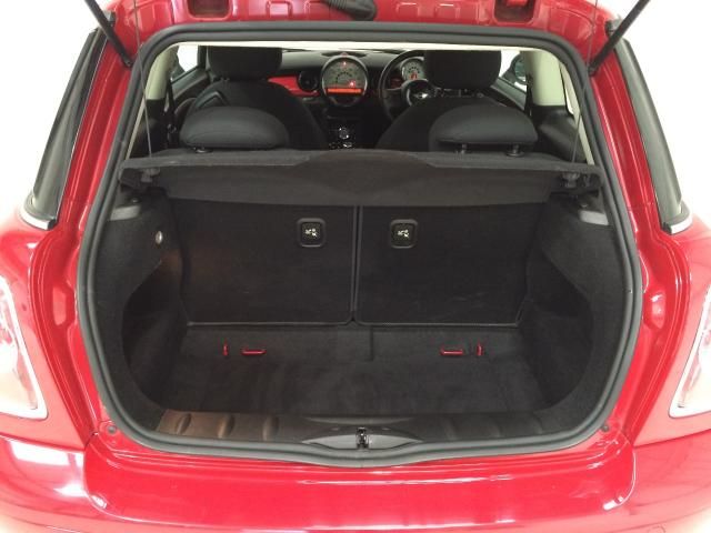 2010 MINI HATCH 1.6 ONE D 3d 90 BHP image 4