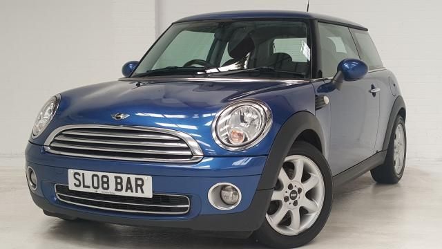 2009 MINI HATCH 1.6 COOPER 3d 118 BHP image 2