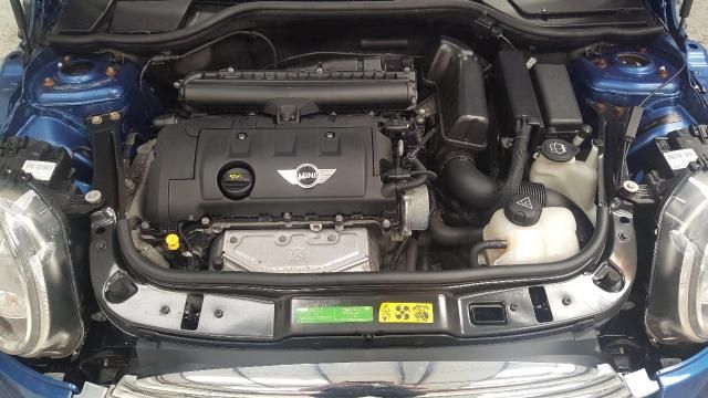 2009 MINI HATCH 1.6 COOPER 3d 118 BHP image 4