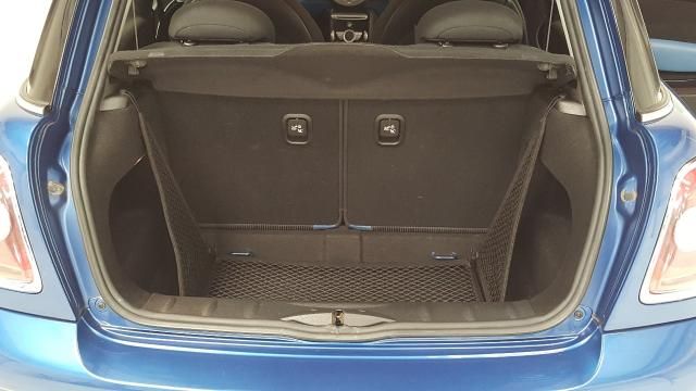 2009 MINI HATCH 1.6 COOPER 3d 118 BHP image 5