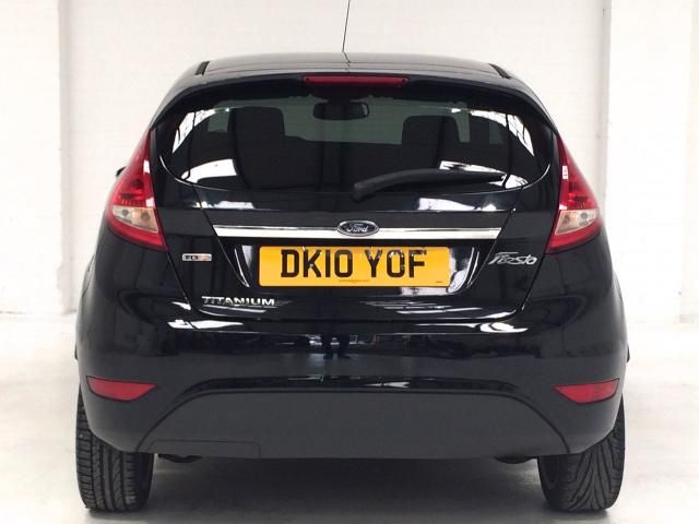 2010 FORD FIESTA 1.4 TITANIUM TDCI 3d 68 BHP image 8