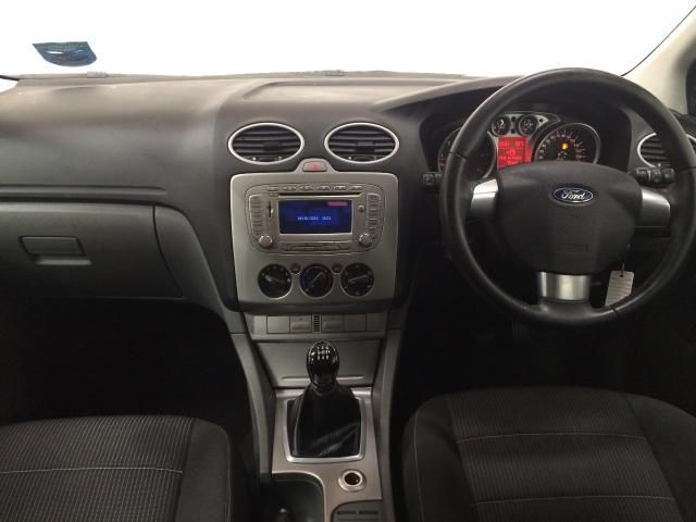 2011 FORD FOCUS 1.6 SPORT TDCI 5d 107 BHP image 6