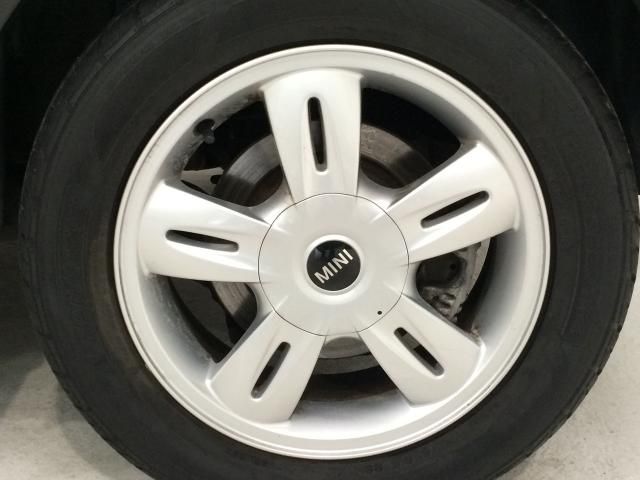 2006 MINI HATCH 1.6 COOPER 3d 114 BHP image 5