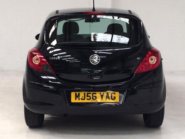 2006 VAUXHALL CORSA 1.2 CLUB 16V 3d 80 BHP image 3