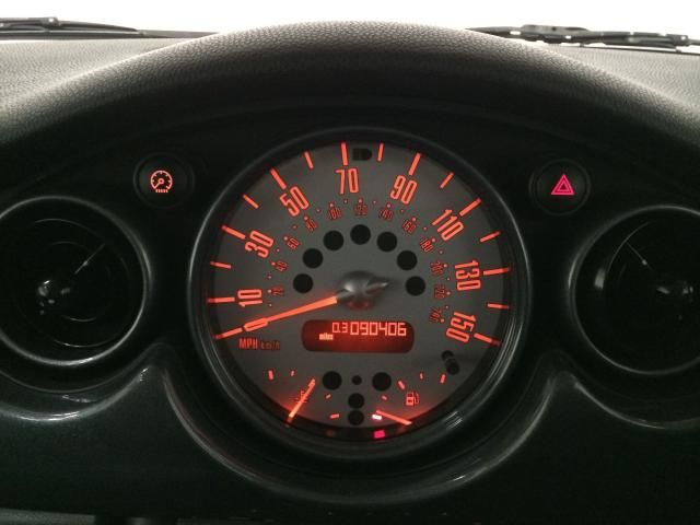 2004 MINI HATCH 1.6 ONE 3d 89 BHP image 9