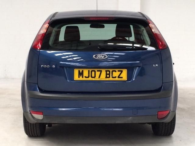 2007 FORD FOCUS 1.6 LX 5d 100 BHP image 3