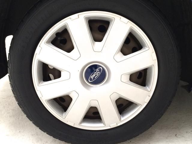 2007 FORD FOCUS 1.6 LX 5d 100 BHP image 6