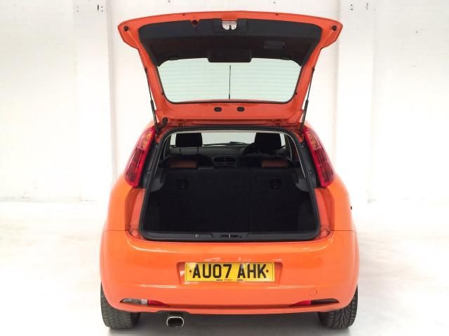 2007 FIAT GRANDE PUNTO 1.4 SPORTING 16V 3d 94 BHP image 4