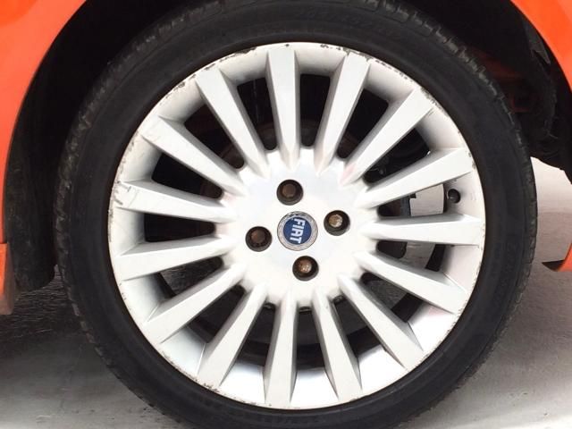 2007 FIAT GRANDE PUNTO 1.4 SPORTING 16V 3d 94 BHP image 9