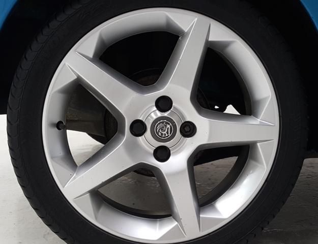 2006 VAUXHALL TIGRA 1.4 EXCLUSIV 16V 2d 90 BHP image 6