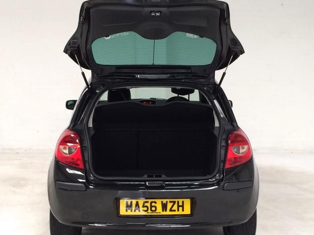 2006 RENAULT CLIO 1.4 DYNAMIQUE S 16V 3d 98 BHP image 4