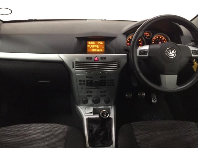 2008 VAUXHALL ASTRA 1.8 SRI 16V XP E4 5d 140 BHP image 6
