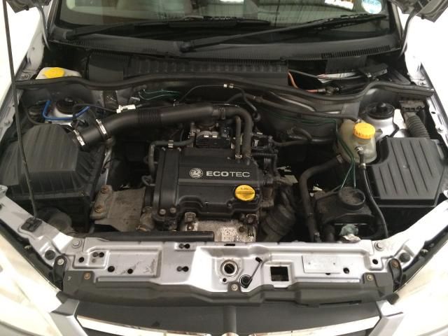 2004 VAUXHALL CORSA 1.0 ACTIVE 12V TWINPORT 5d 60 BHP image 5