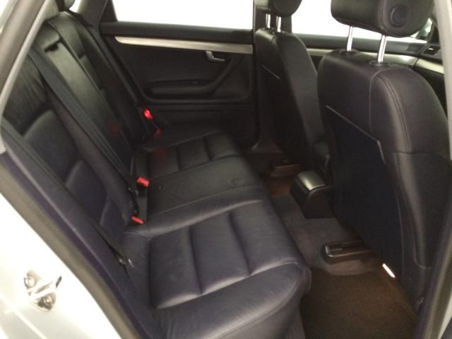 2003 AUDI A4 2.0 SE 4d 129 BHP image 7