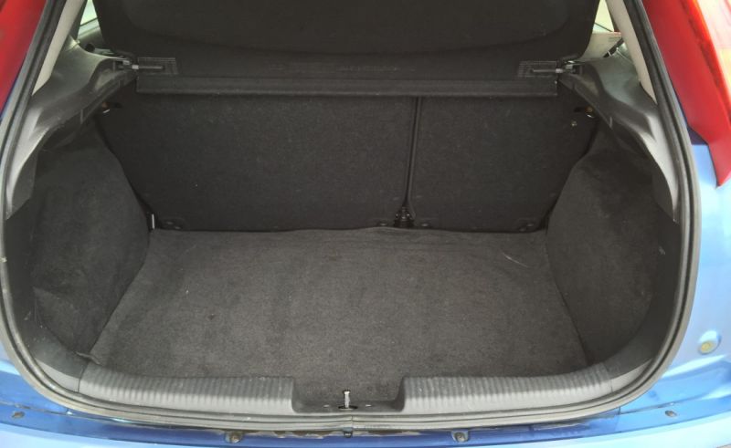 2003 Ford Focus 1.6 16v Zetec image 7