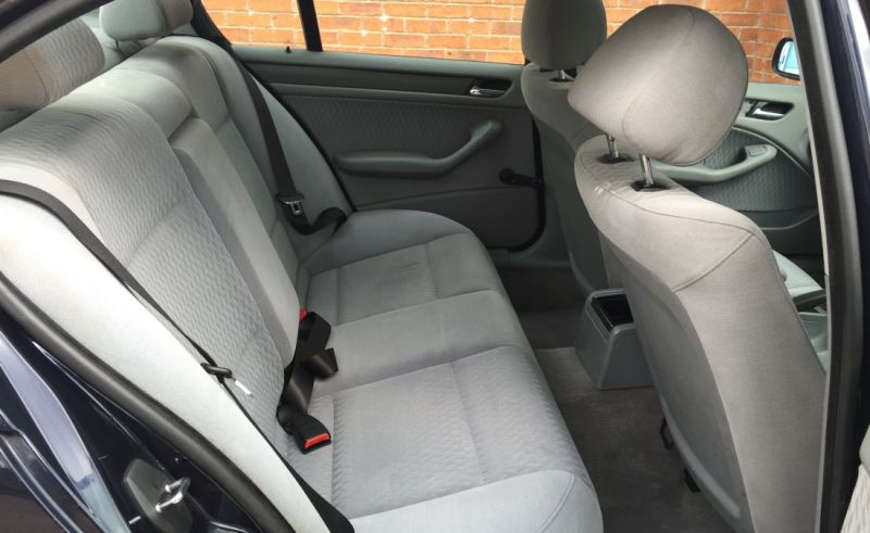 2000 BMW 316i SE image 6