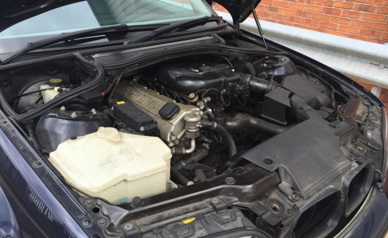 2000 BMW 316i SE image 8