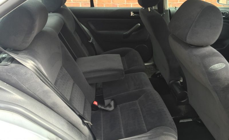 2002 Volkswagen Bora 1.9 TDi 130 SE image 6