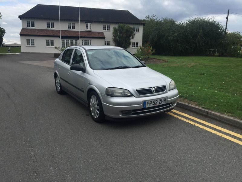 2003 Vauxhall Astra SXI 16V image 1