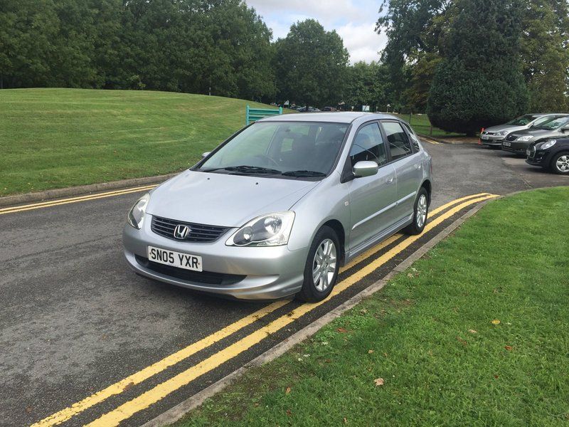 2005 Honda Civic SE image 2