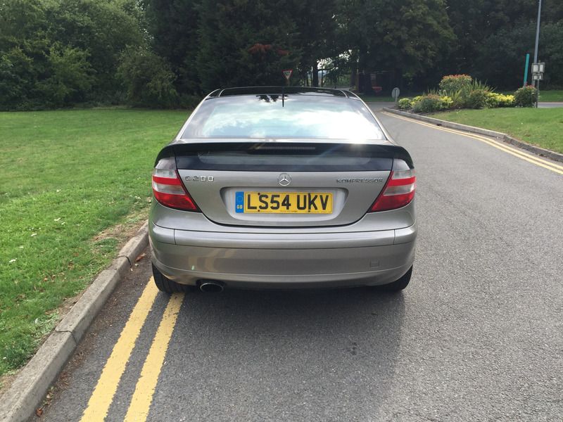2004 Mercedes C Class C200 Kompressor SE Sports image 3