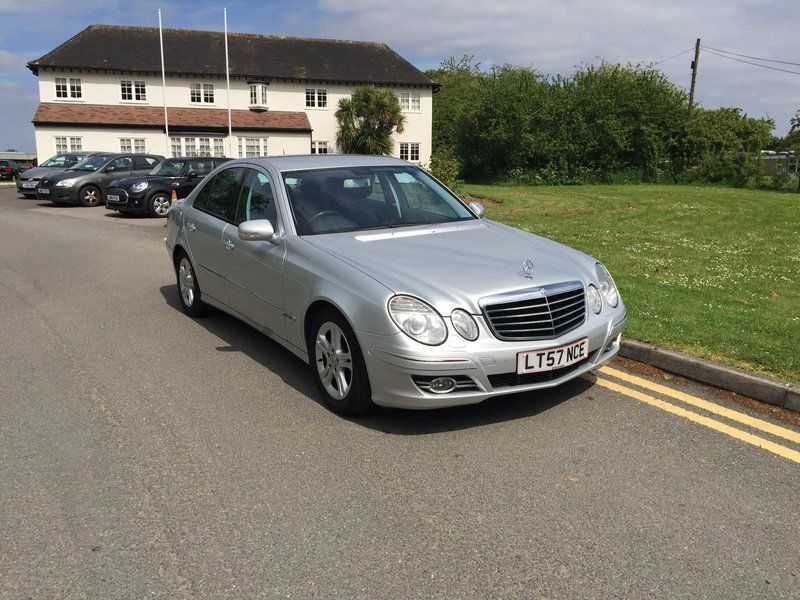 2007 Mercedes E Class E220 CDI Avantgarde image 1