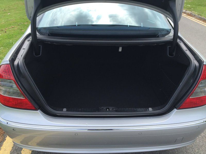 2007 Mercedes E Class E220 CDI Avantgarde image 4