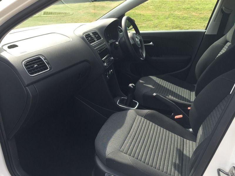 2014 Volkswagen Polo Match Edition image 6