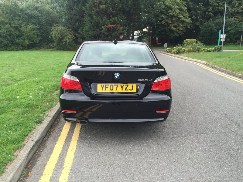 2007 BMW 5 SERIES 520d SE image 3